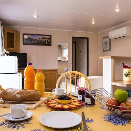 Les Muriers Вандр