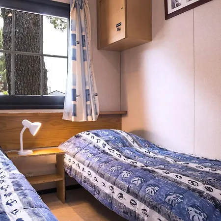 Les Muriers Отель Вандр