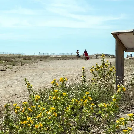 Отель Les Muriers 4*